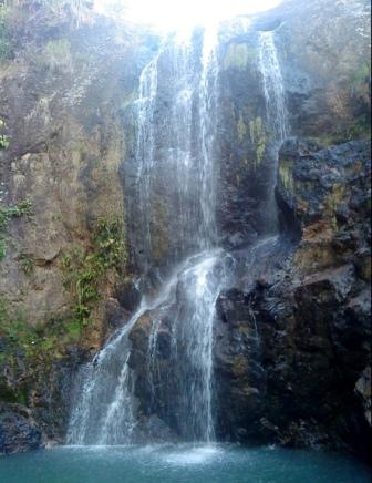Llano del Muerto waterfall in El Salvador