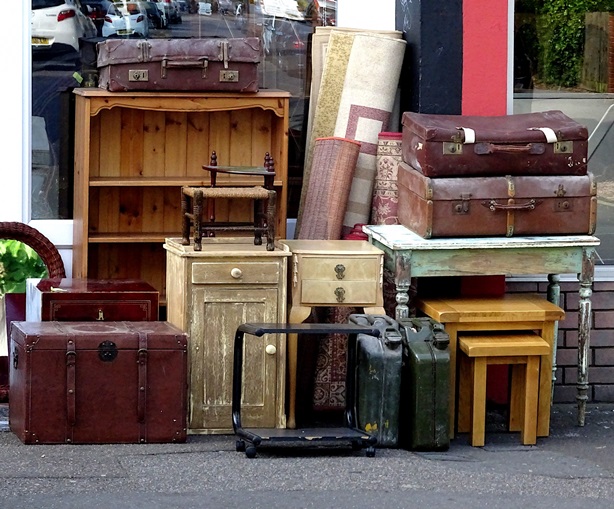 Secondhand-Market_Furniture