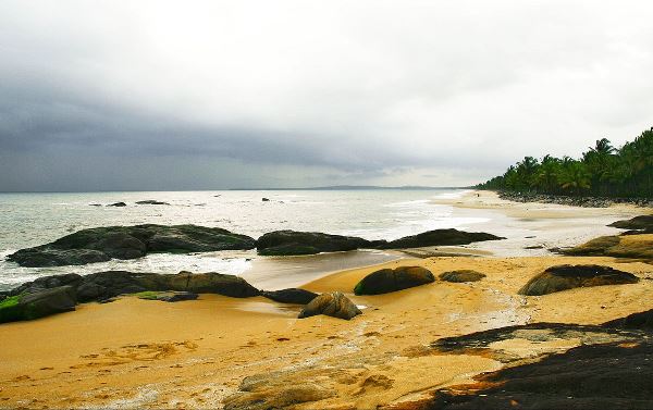 Rock studded beach in Kappakkadavu, Kerala